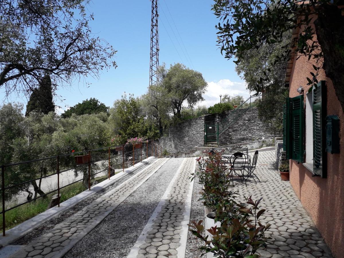 Tigullio Vacations Panoramica Apartments Lavagna Exterior foto